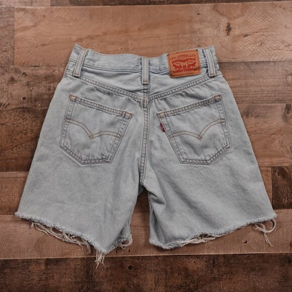 Levi’s ’94 Baggy Denim Shorts Women’s W24, 7” Inseam - Picture 7 of 12